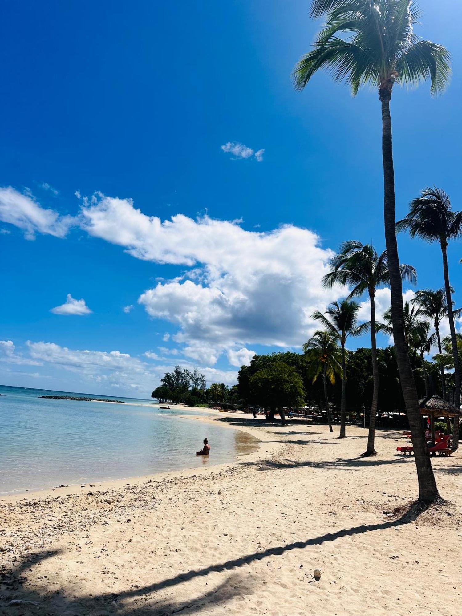 Wolmar Flic En Flac 3 Bedroom Beach Villa Luaran gambar